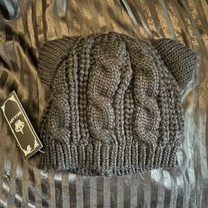 Chunky Knit Black Cat Eared Beanie
